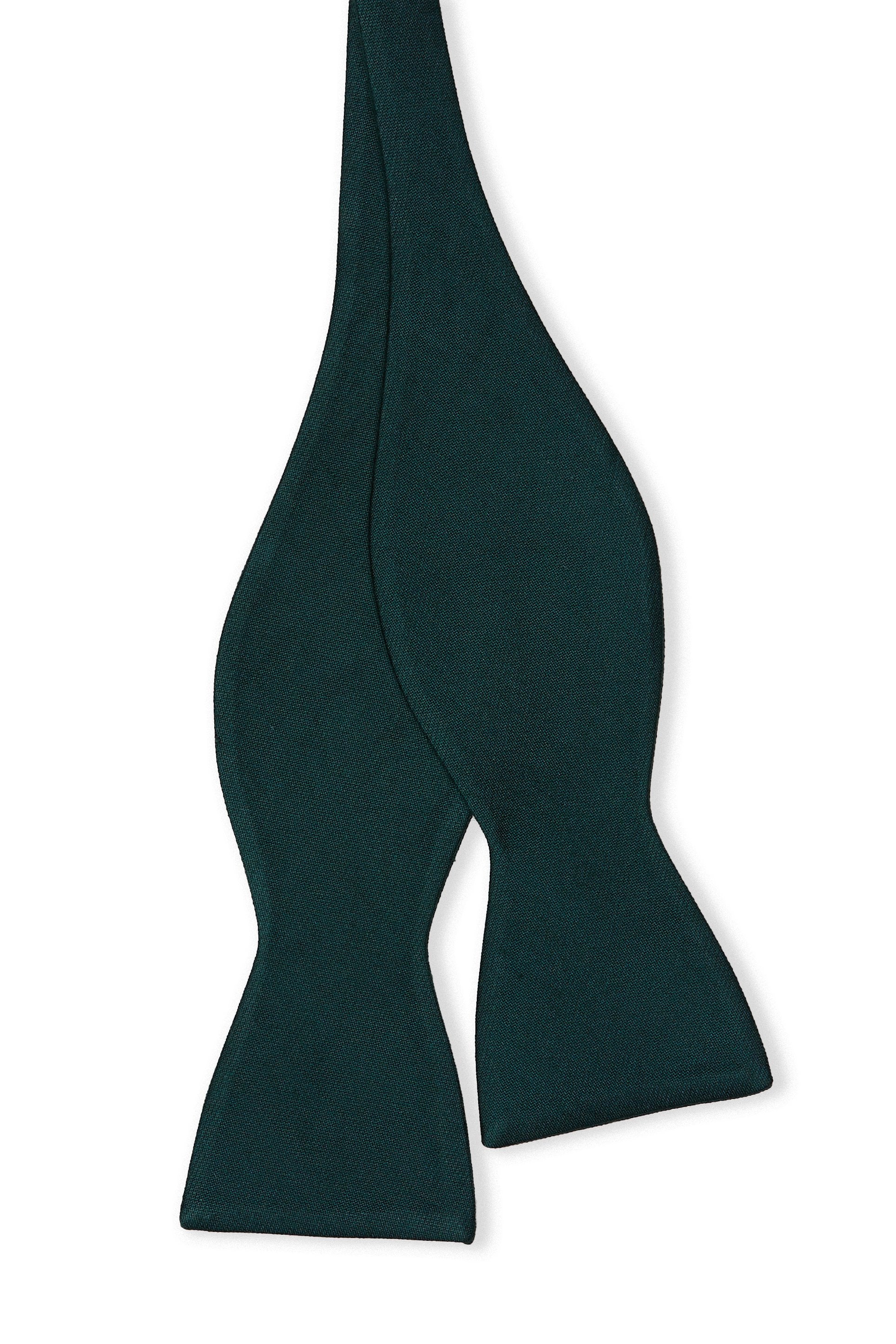 Daniel Bow Tie in emerald green by Birdy Grey, front view