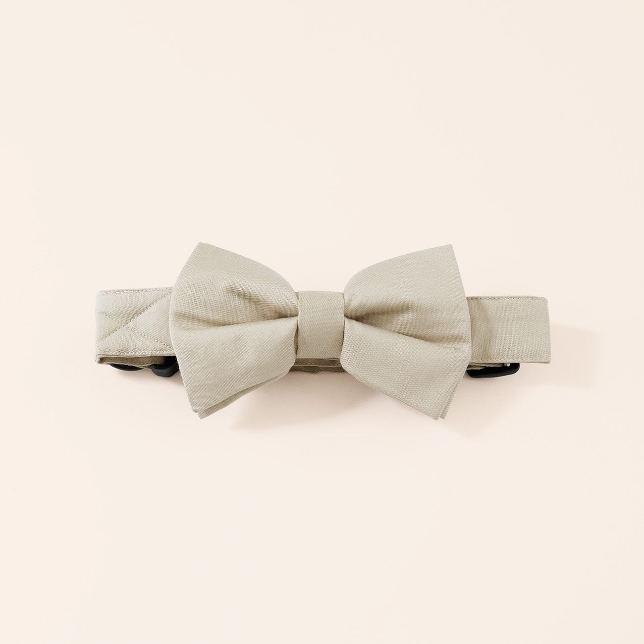 Sadie Dog Bow Tie Collar - Neutral Champagne