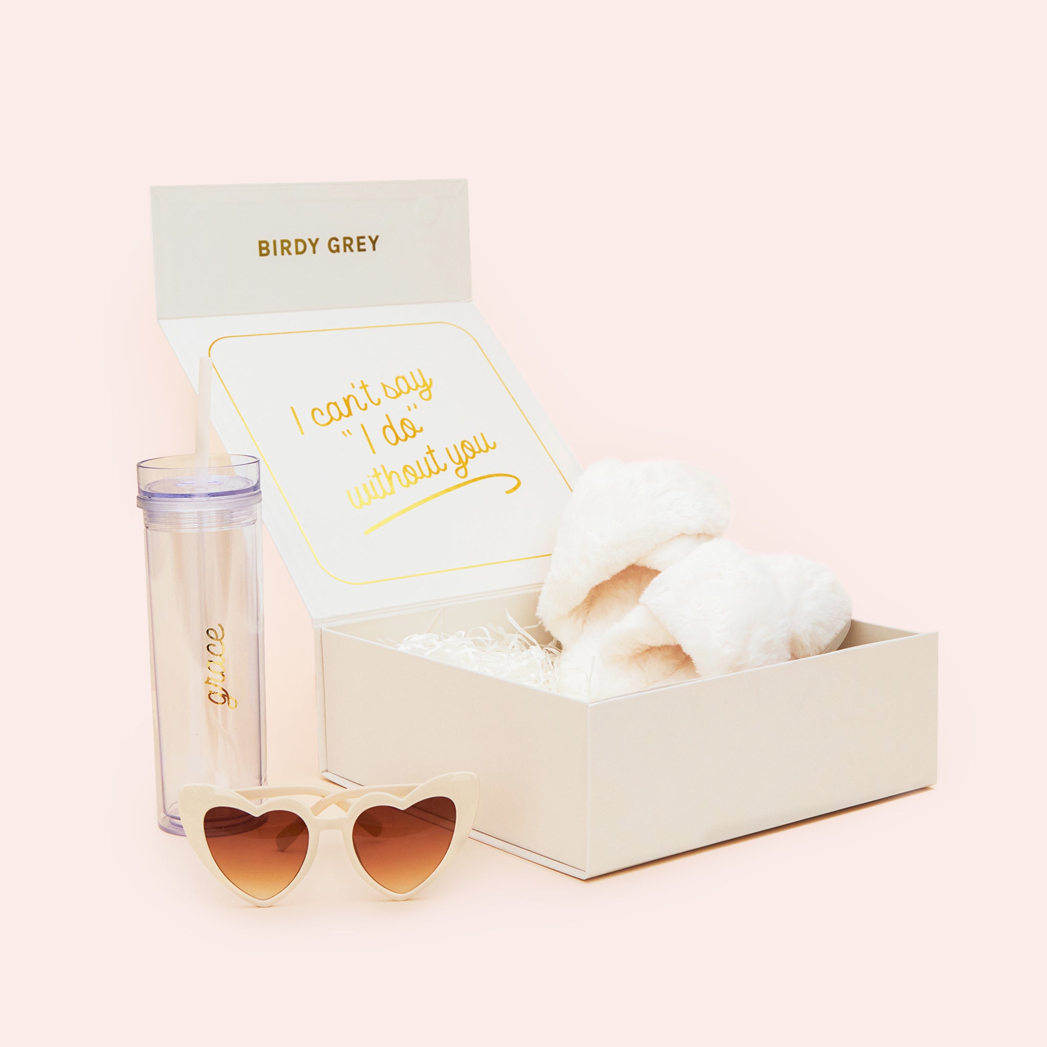 Personalized Proposal Box with tumblr, sunglasses and slippers in Champagne, front view