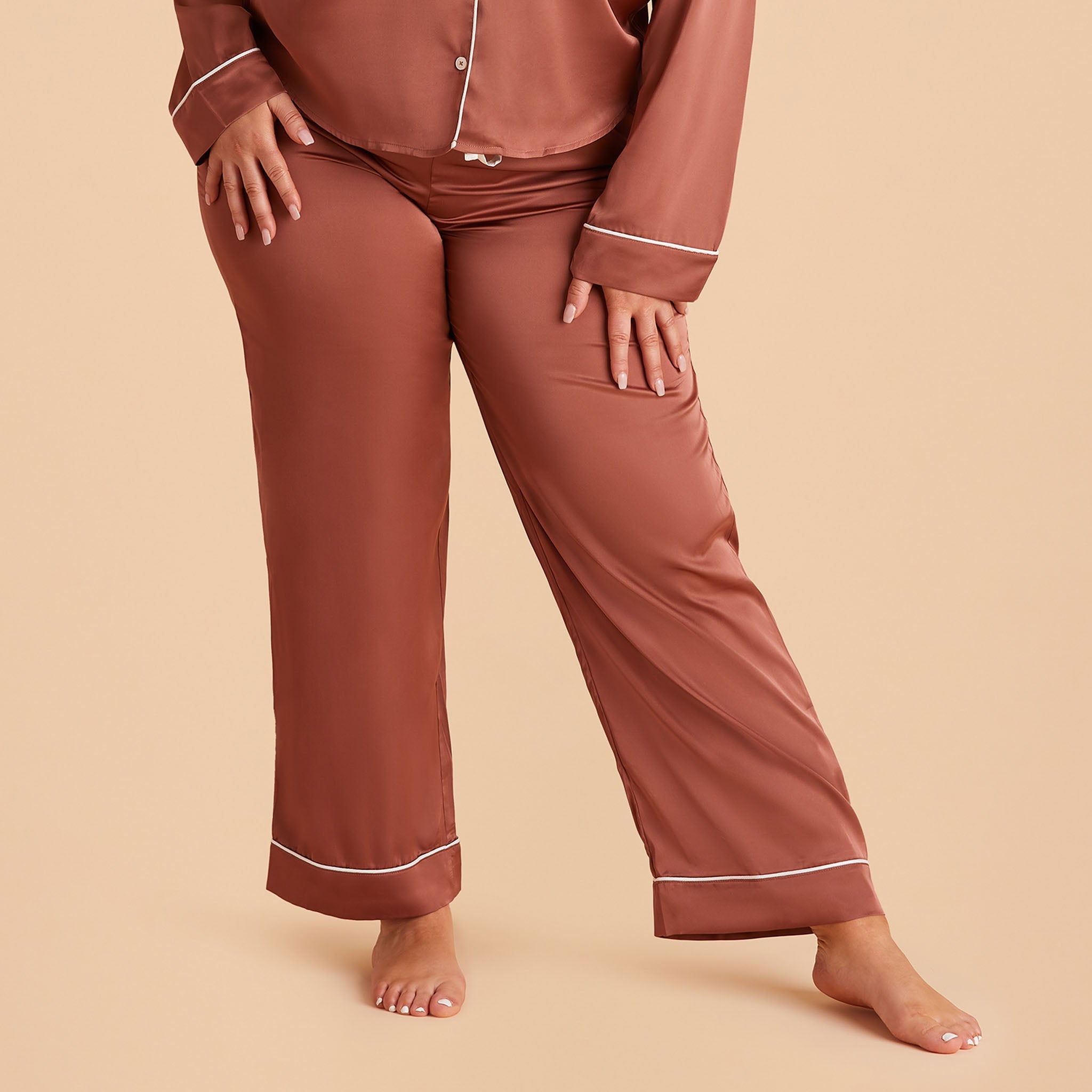 Jonny Plus Size Satin Pants Bridesmaid Pajamas With White Piping in Desert Rose, front view