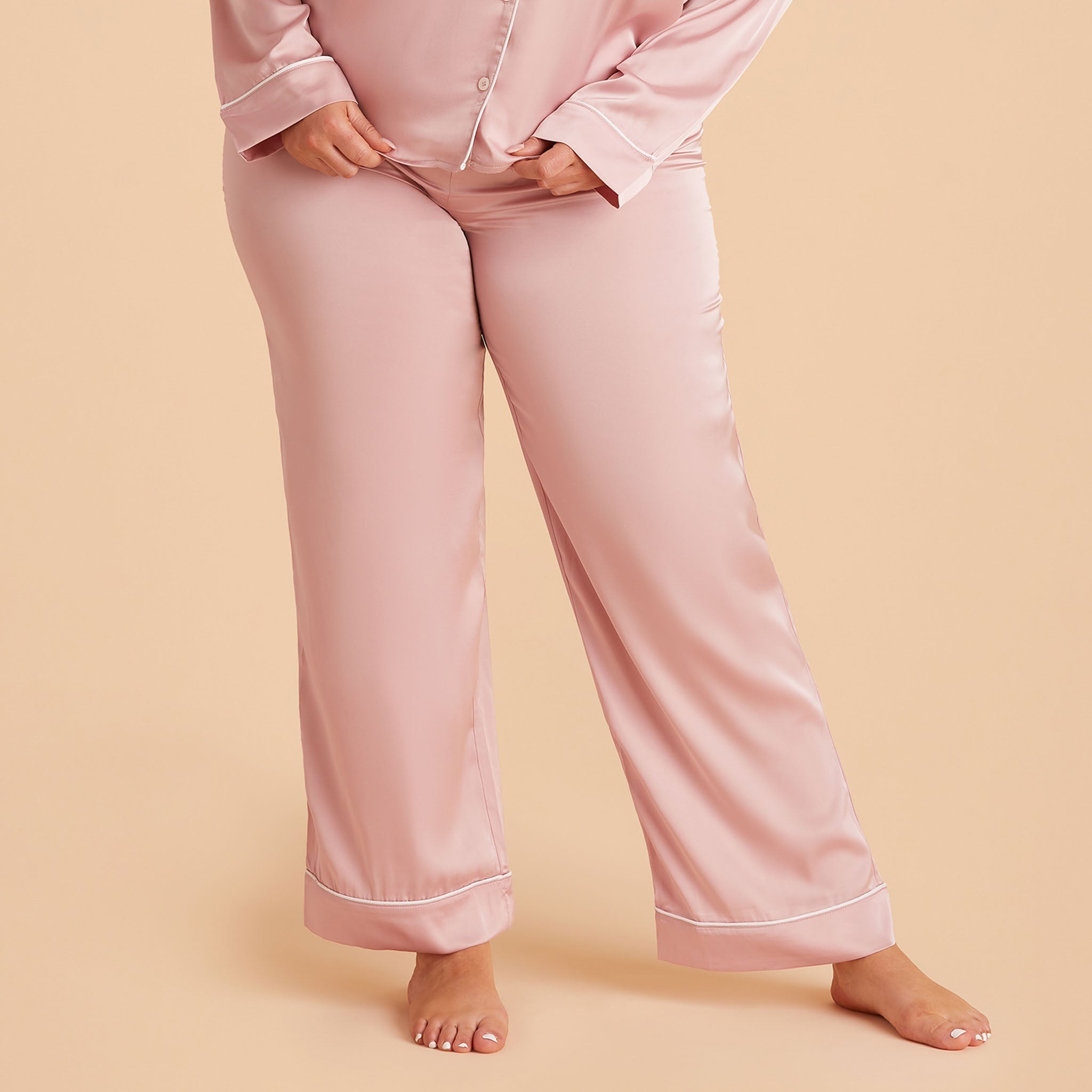Jonny Plus Size Satin Pants Bridesmaid Pajamas With White Piping in Dusty Pink, front view